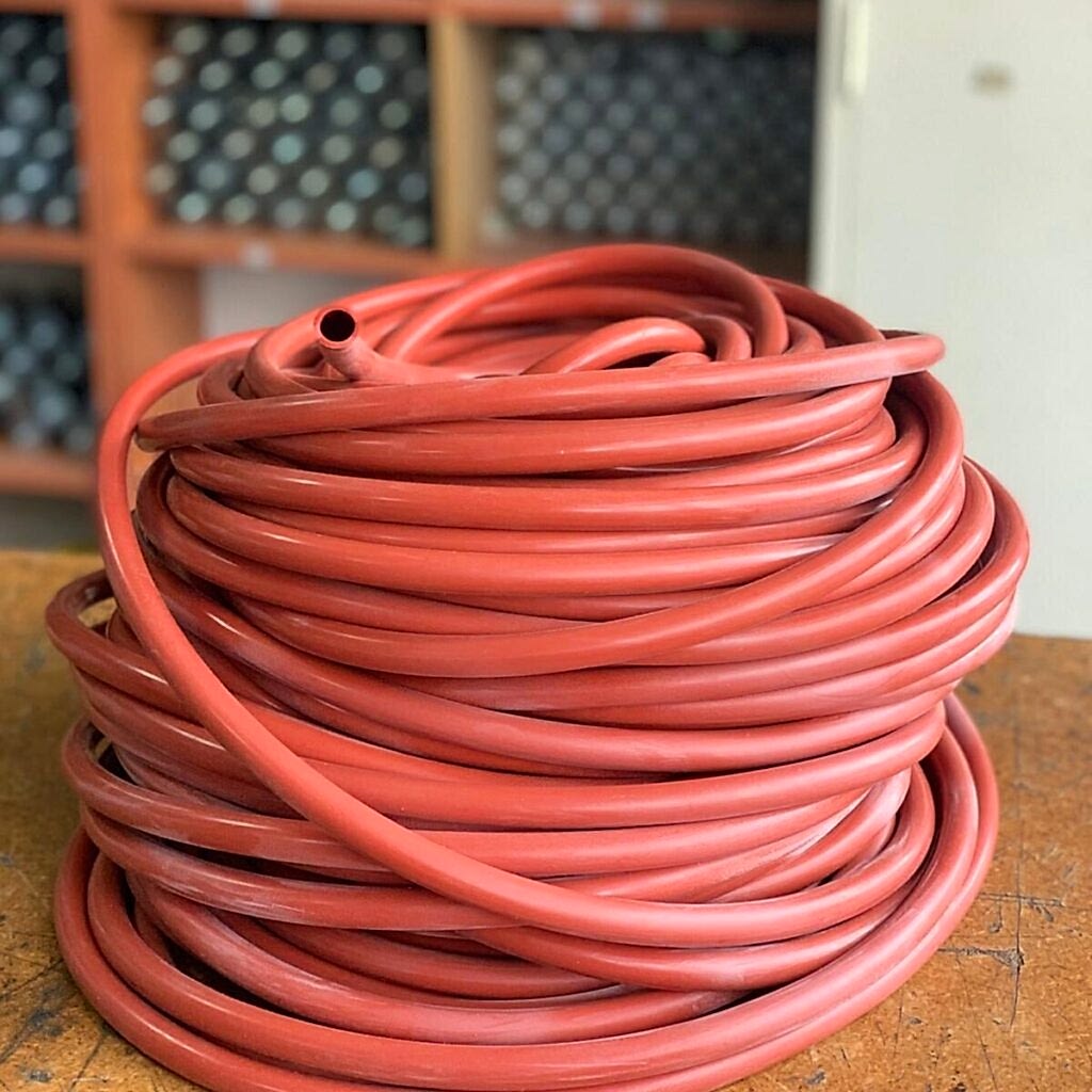 Silyus silikon hortum ve yalıtım malzemeleri, üretim merkezi, fabrikası. Silyus silicon and silicon tube, sealant fabrication.